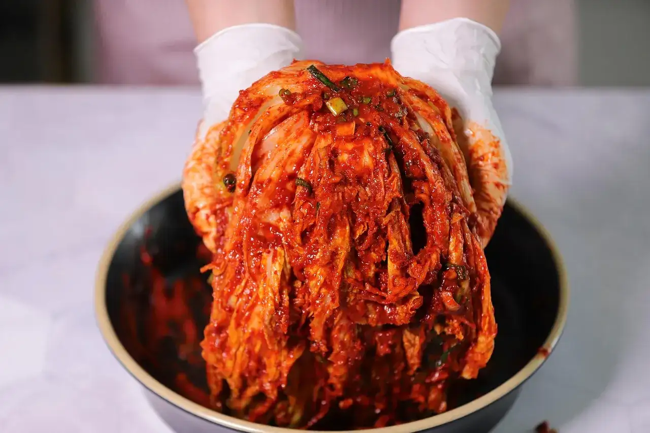 Kimchi - czym jest, jak smakuje i jak je jeść?