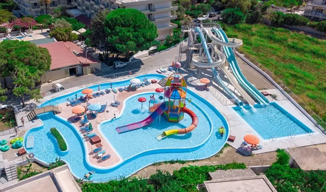 Filerimos Village opinie - Czy to hotel dla Twojej rodziny?