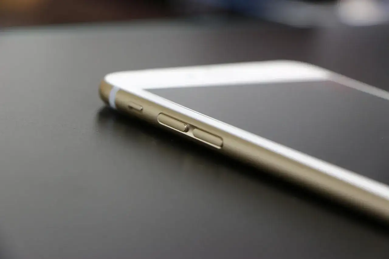 Zgubiony iPhone - Znajdź go i zabezpiecz dane!