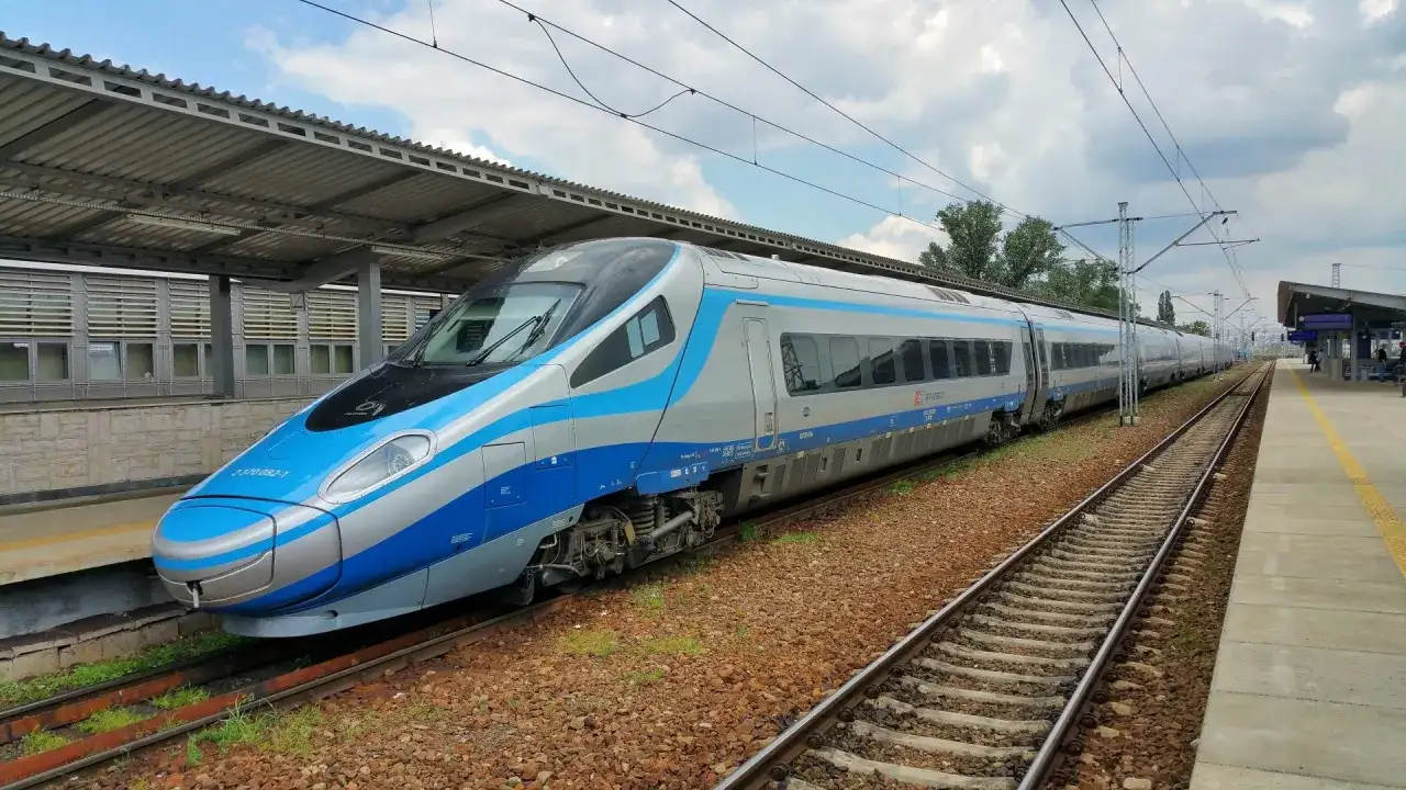 Pendolino - skrót czy nazwa? EIP, ED250 i praktyczny poradnik