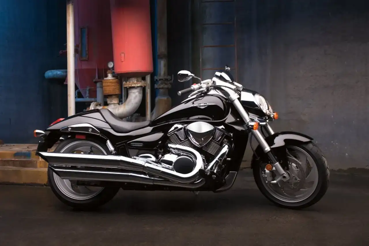 Suzuki Intruder 1800 - czy warto go kupić i na co uważać?