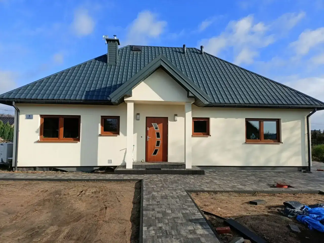 Domki kanadyjskie całoroczne pod klucz - Ile naprawdę kosztują?