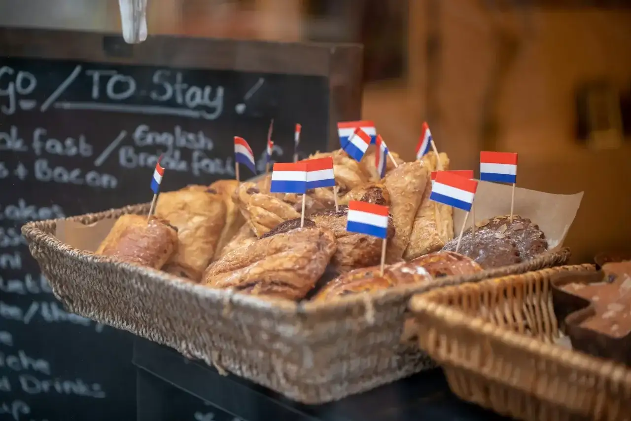 Co zjeść w Amsterdamie? Lokalne smaki i ceny
