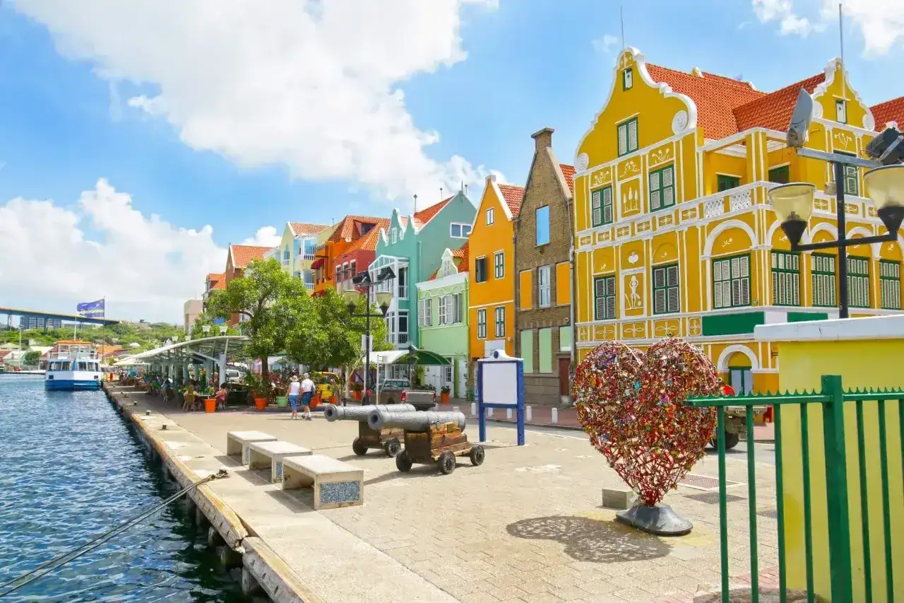 Curaçao - Kiedy lecieć, co zobaczyć i ile kosztuje wyjazd?