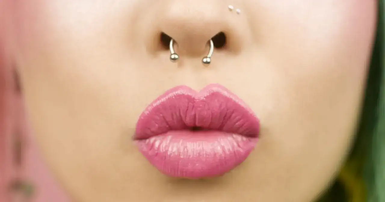 Kolczyk w nosie - Nostril, Septum, Bridge: Co wybrać?