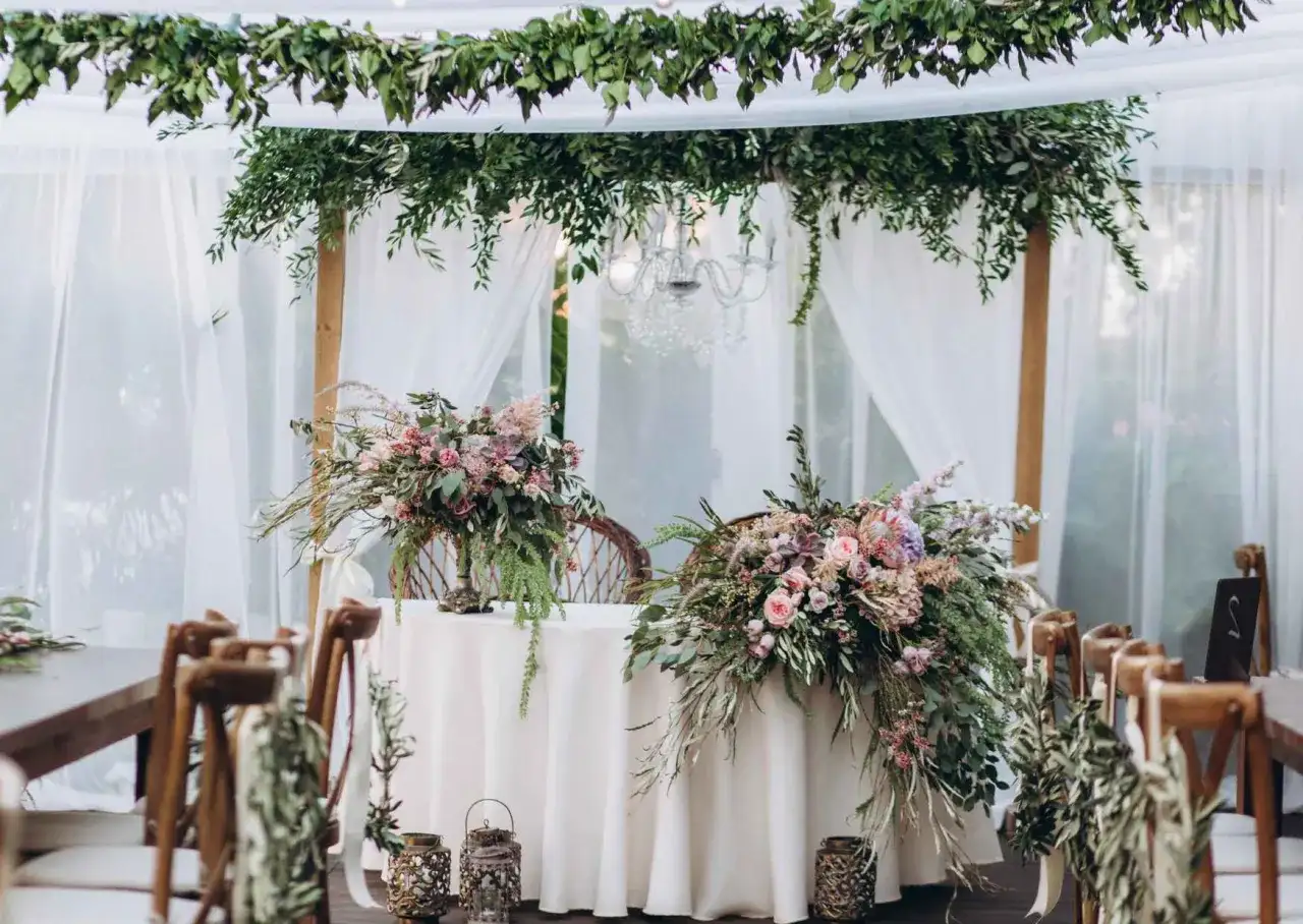 Boho na wesele - jak połączyć styl z elegancją?