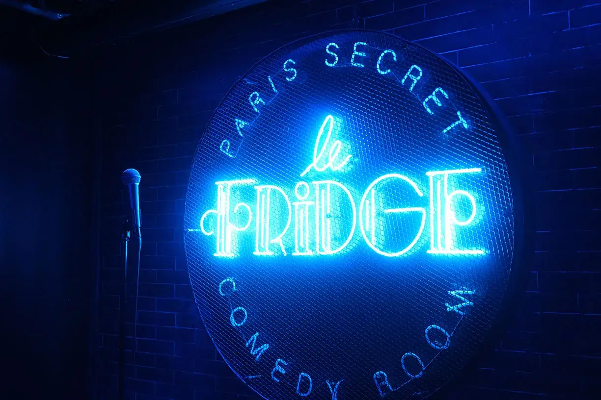 Fridge Comedy Club Paris - Votre soirée stand-up réussie