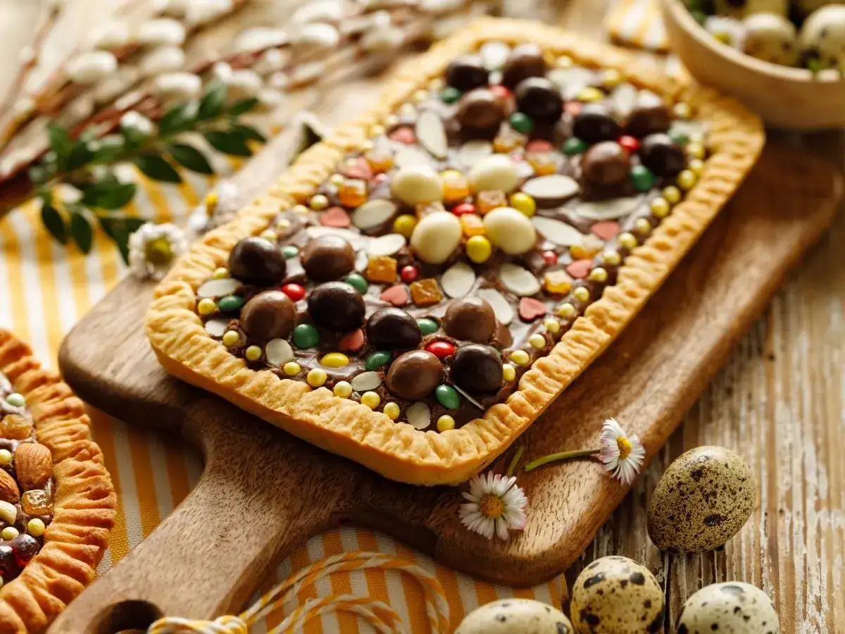 Mazurek fit - 3 przepisy na lekkie ciasta, które smakują jak klasyk