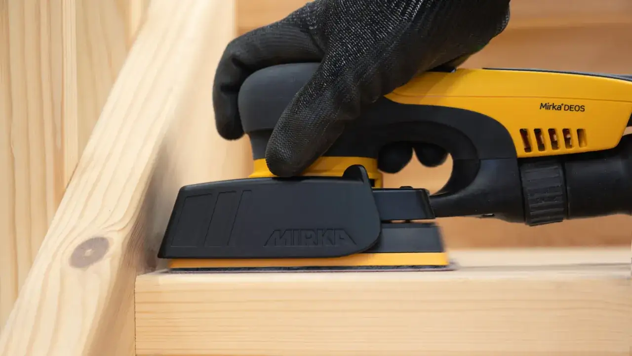 Come levigare il legno senza errori - grane e passaggi