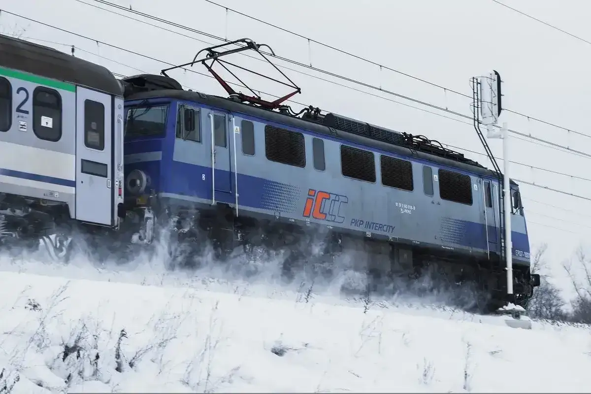 TLK czy IC? Wybierz mądrze - Porównanie pociągów PKP Intercity