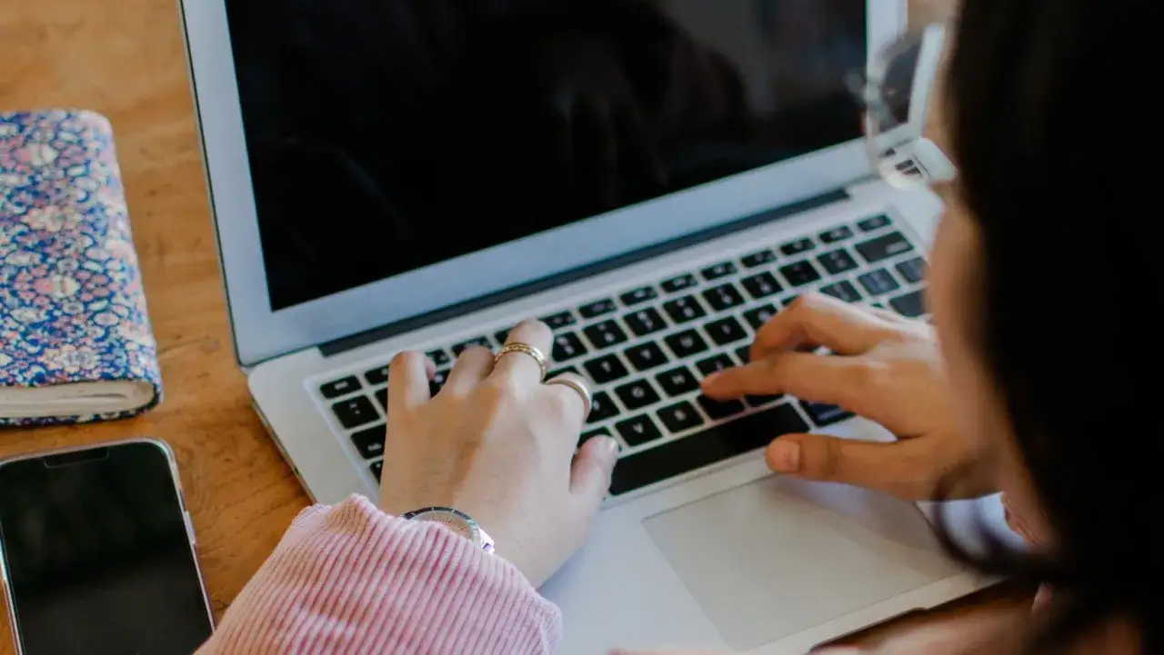 Zrzut ekranu na laptopie - Jak go opanować raz na zawsze?