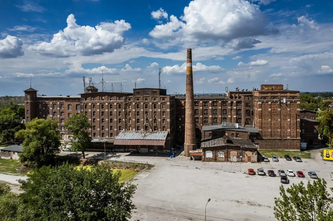 Wrocławskie Psie Pole - Spacerem po historii i zieleni