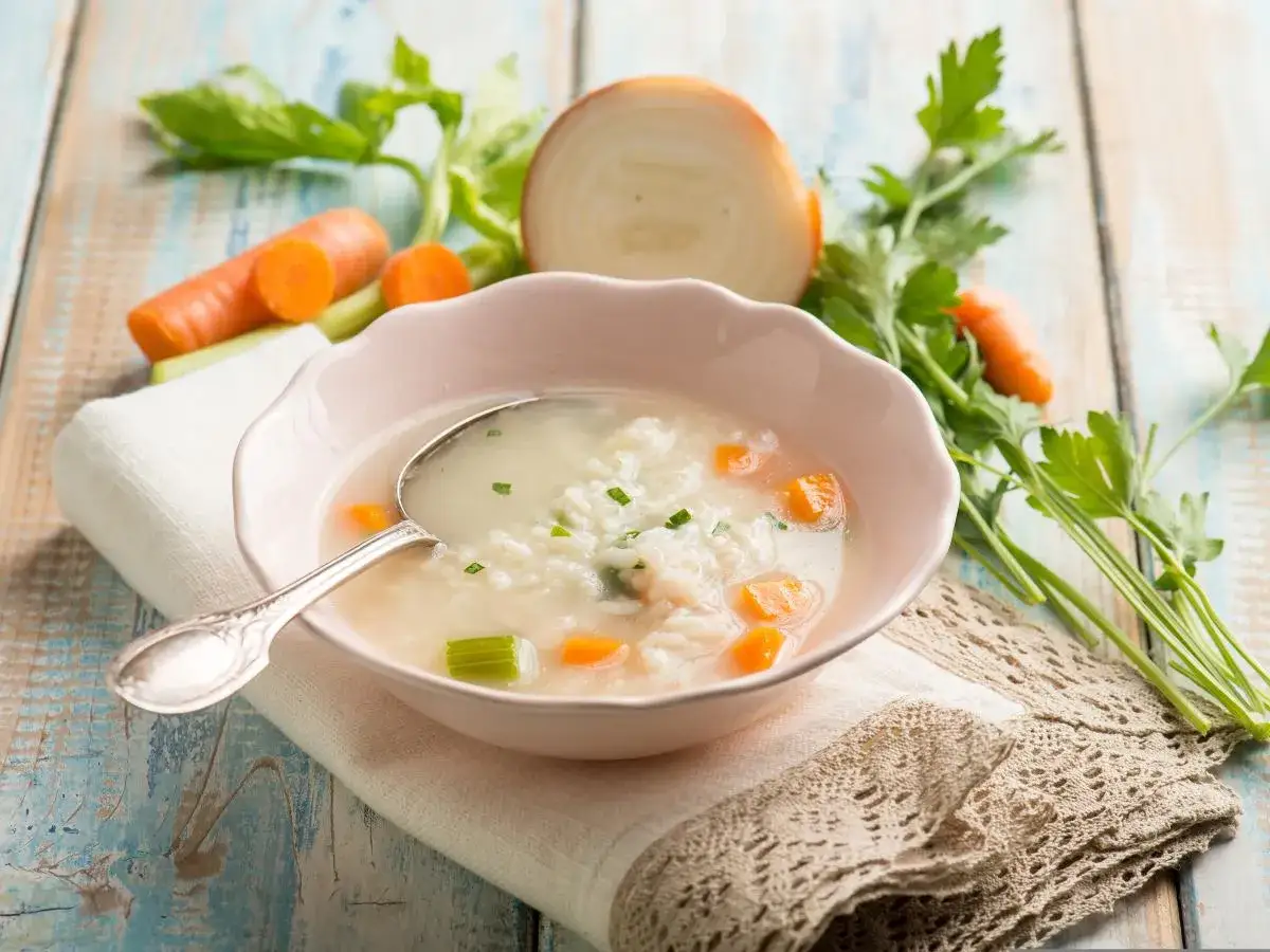 Zupa na rosole - 5 najlepszych przepisów. Nie marnuj!