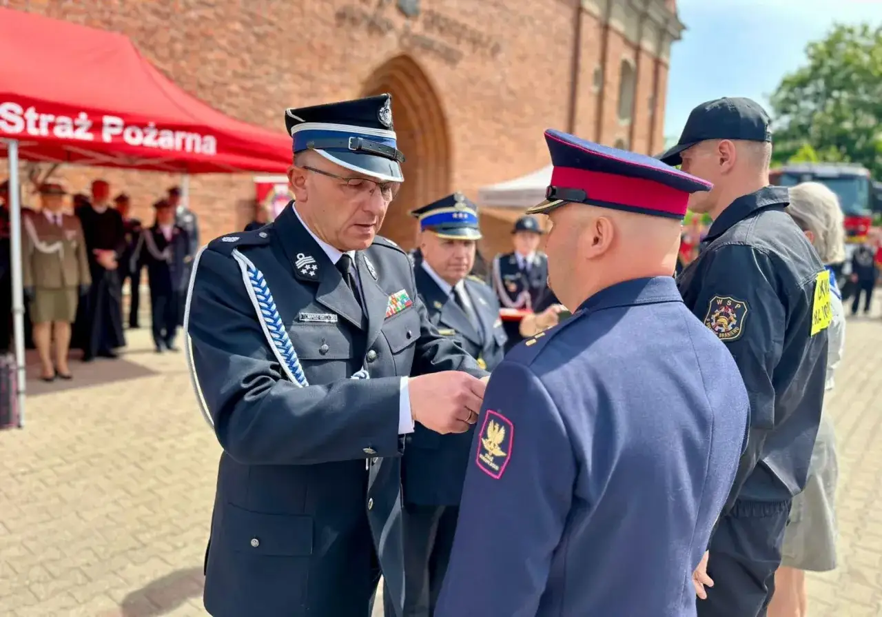 Medal Za Zasługi dla Pożarnictwa - Kto dostaje i jak złożyć wniosek?