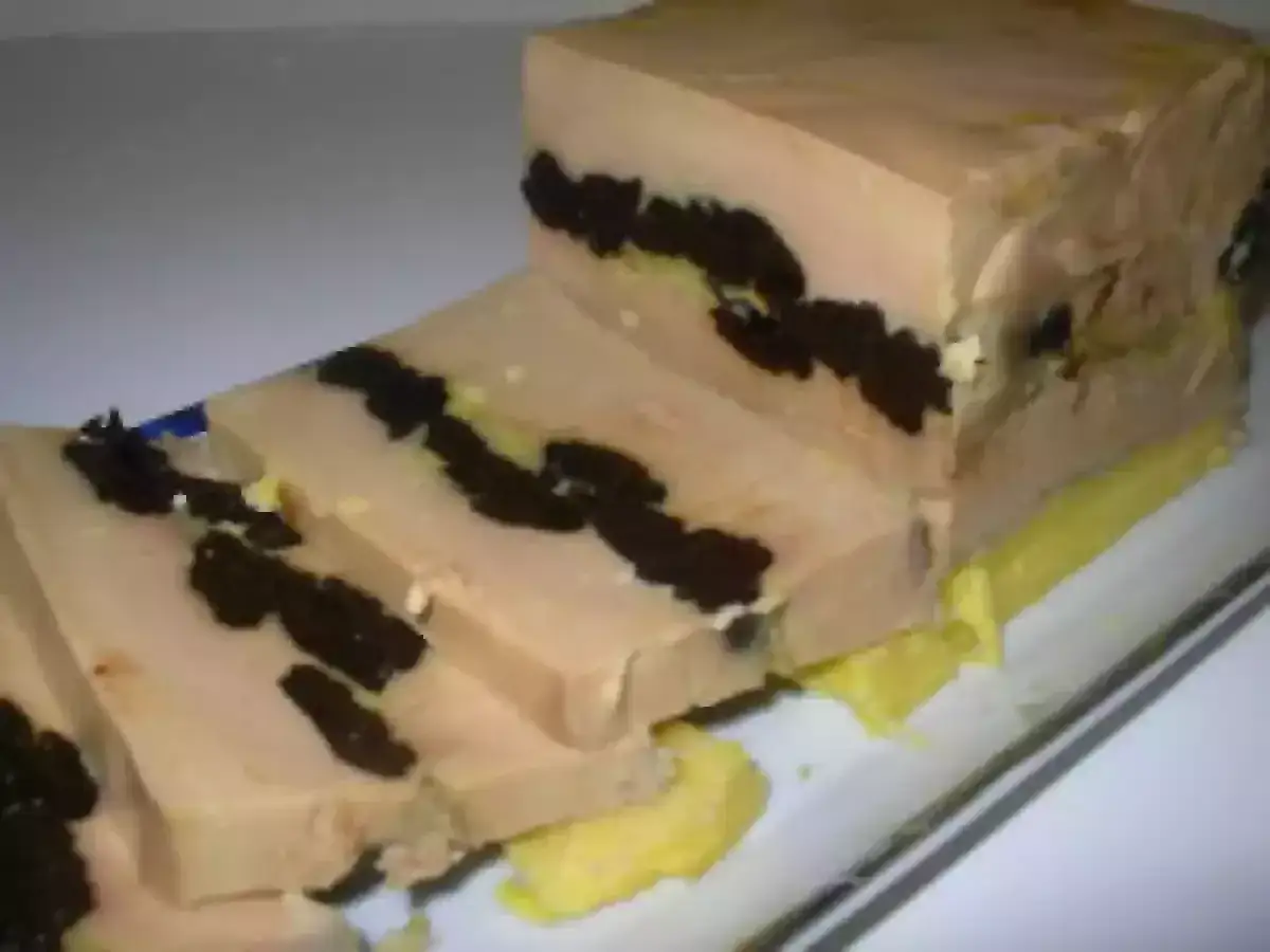 Foie Gras à l'Armagnac - La Recette Parfaite pour une Terrine