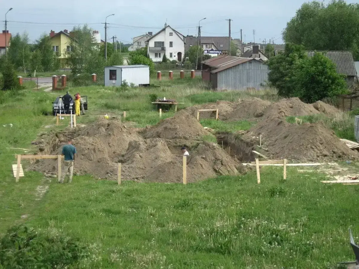 Wykop pod fundament - Jak uniknąć błędów i ile kosztuje?