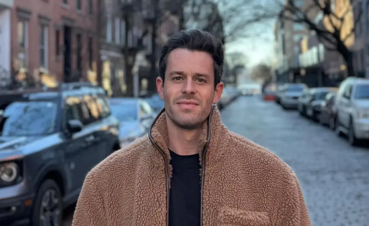 Jeremy Simon i Bachelor-universumet - därför sticker han ut