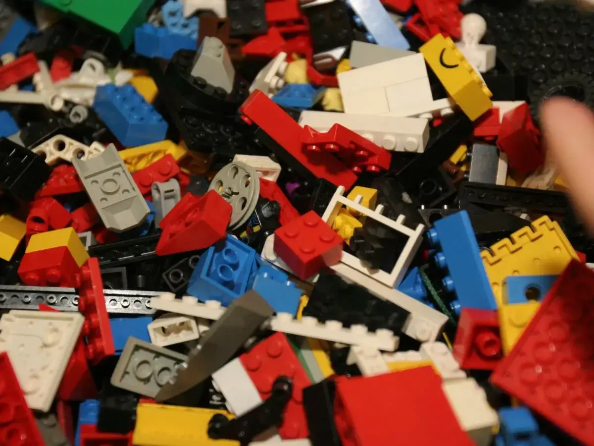 Jak budować z LEGO? Kompletny przewodnik dla początkujących i AFOL