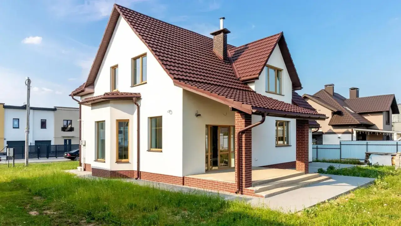 Modne kolory elewacji 2026 - Jakie trendy i zestawienia wybrać?
