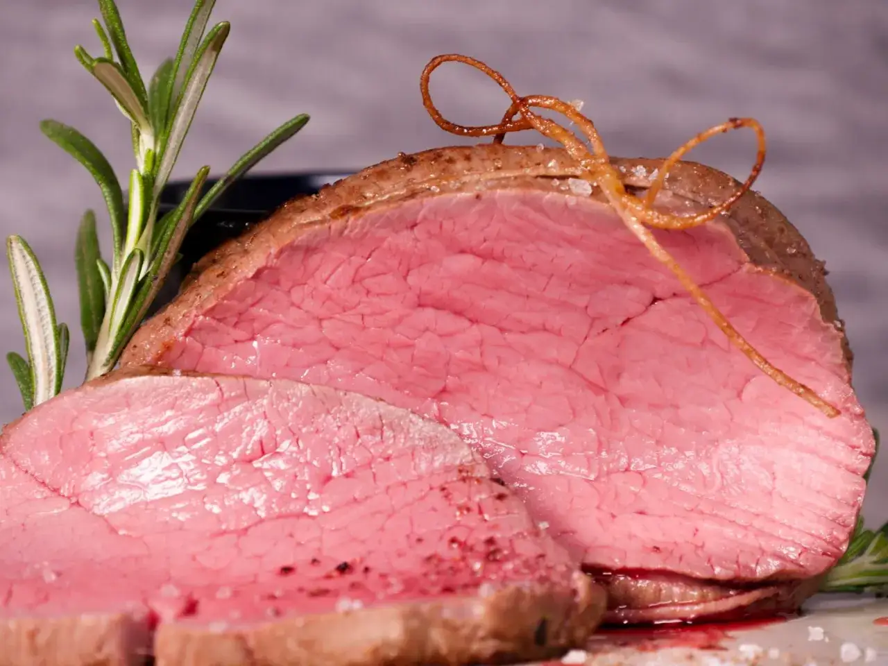 Rinderfilet im Ofen - So wird es perfekt zart & saftig