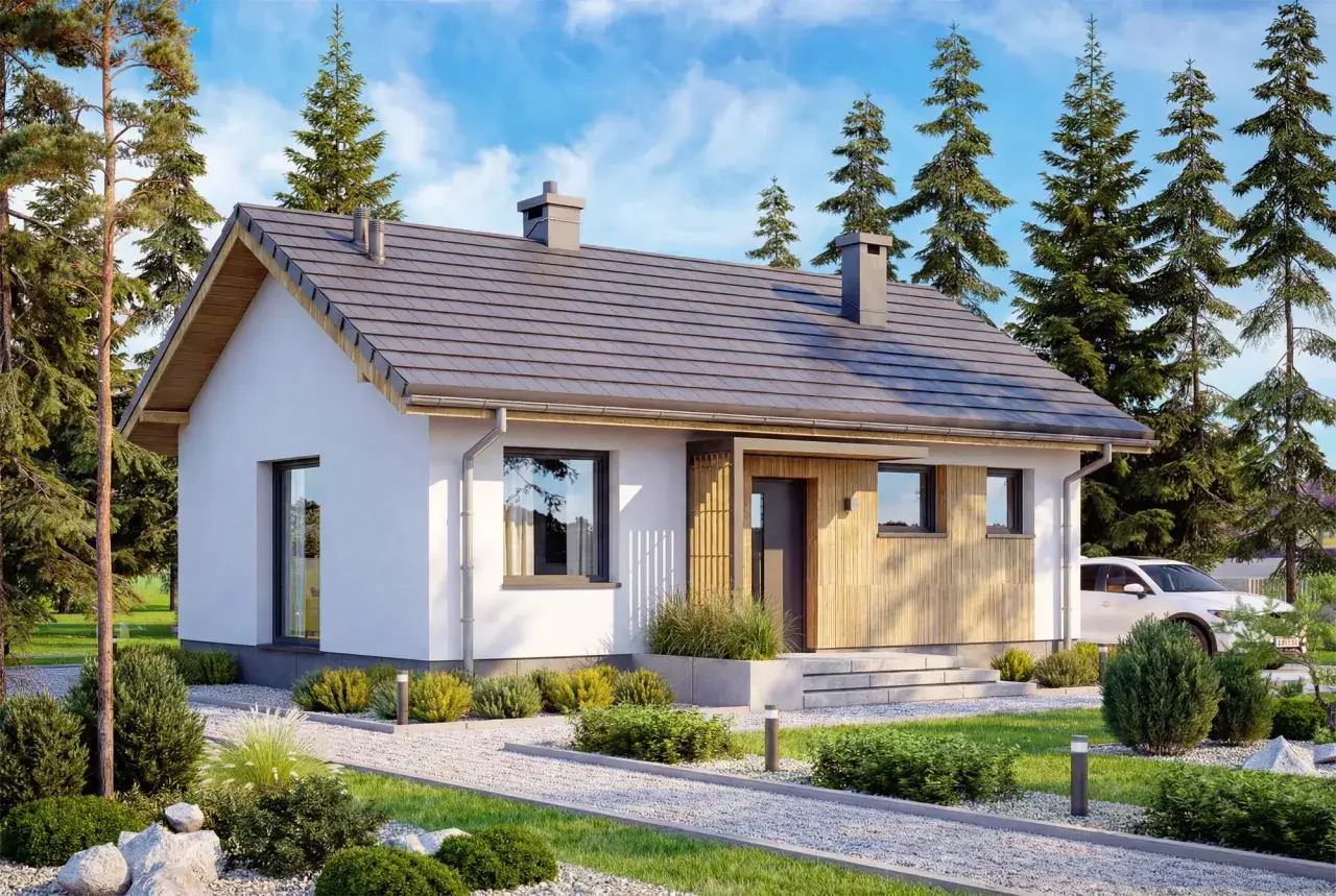 Nowoczesny dom do 70m2 bez pozwolenia projekt. Biała bryła z drewnianymi akcentami, otoczona zielenią i sosnami.