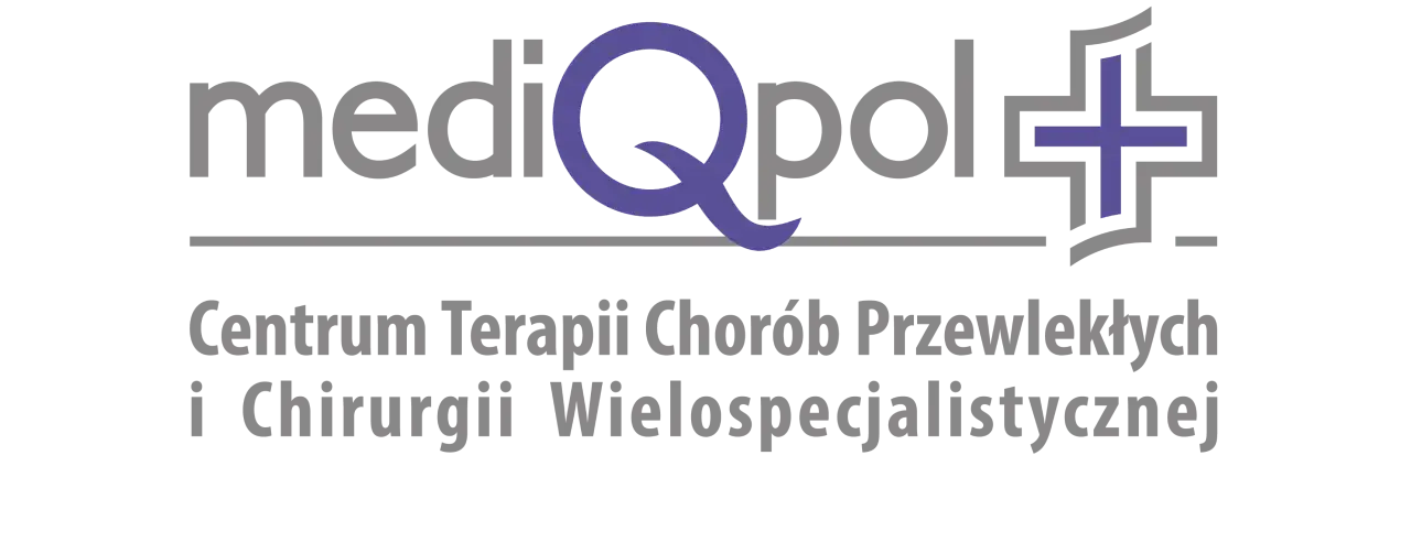 Logo "mediQpol" z symbolem krzyża i napisem "Centrum Terapii Chorób Przewlekłych i Chirurgii Wielo specja listycznej".