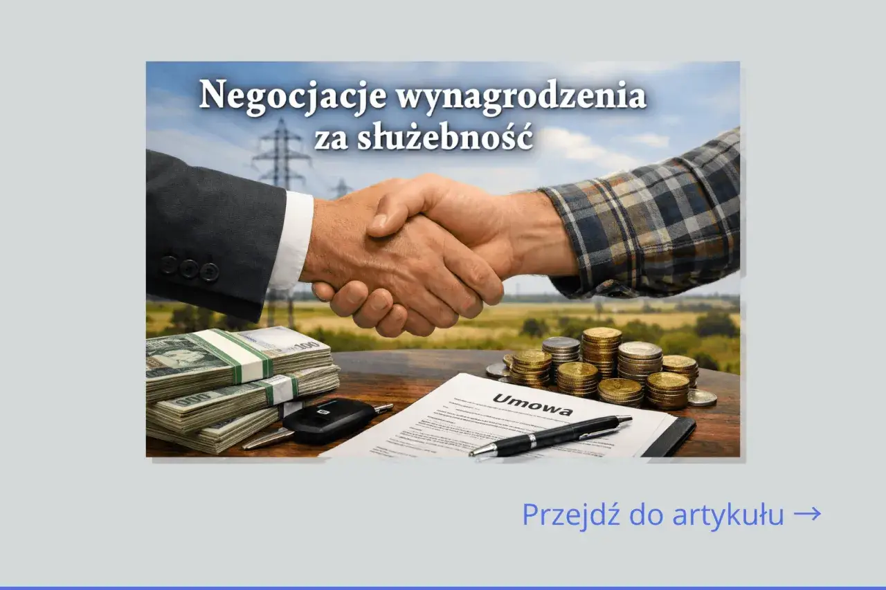 Uścisk dłoni symbolizujący negocjacje wynagrodzenia za służebność przesyłu. Na stole stosy pieniędzy, monet i umowa.