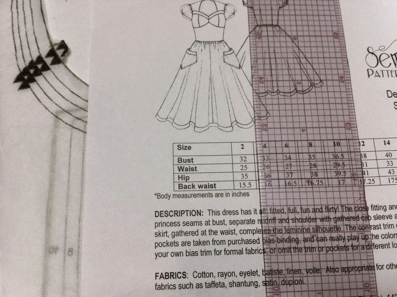 Sewing pattern for a dress with a size chart and description. Learn how to shorten a dress at the waist by consulting the measurements.