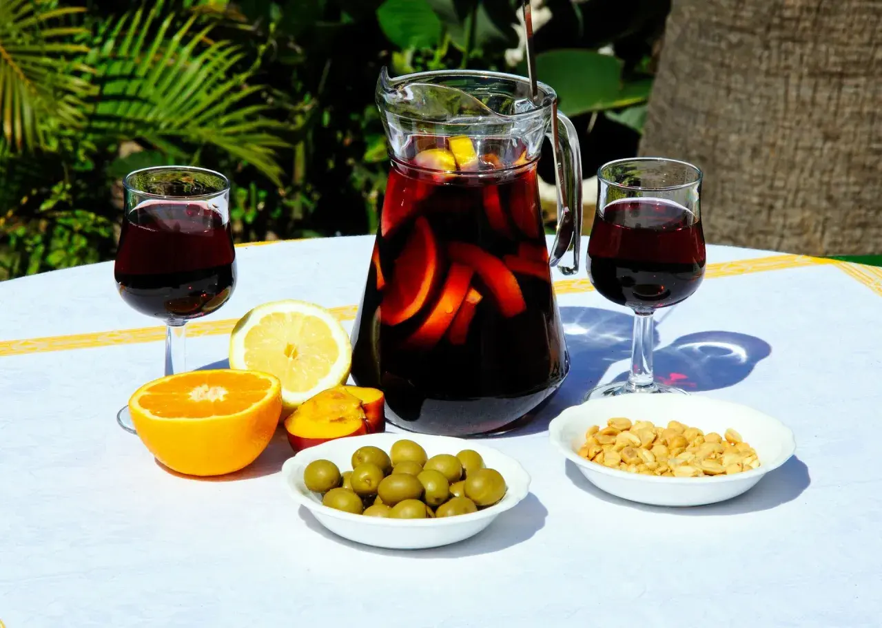 Przekąski do alkoholu: idealne połączenia na każdą okazję!