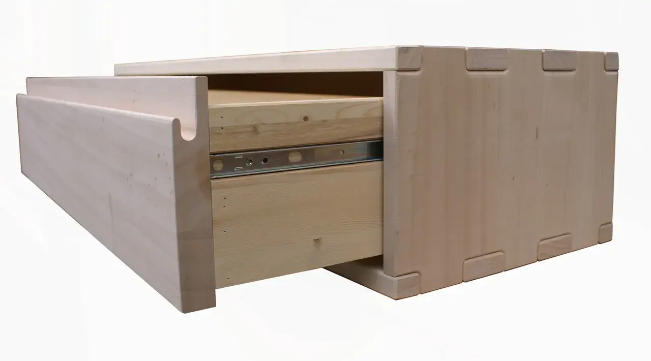 Cassetto in legno con guide metalliche a vista, pronto per sostituire guide cassetti in legno.