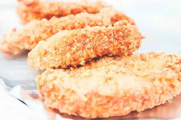 Kotlet drobiowy w panierce kcal - ile naprawdę mają kalorii?