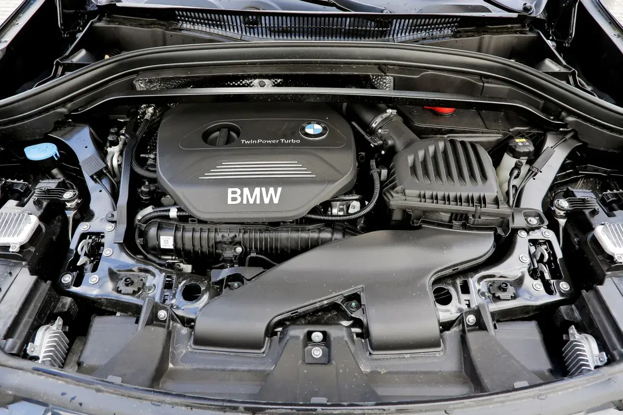 BMW X1: jak wybrać idealny silnik - kompleksowe porównanie i opinie