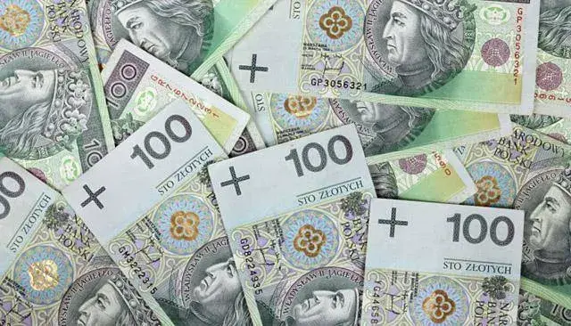 Ile zarabia pracownik kuratorium oświaty? Zaskakujące różnice w pensjach