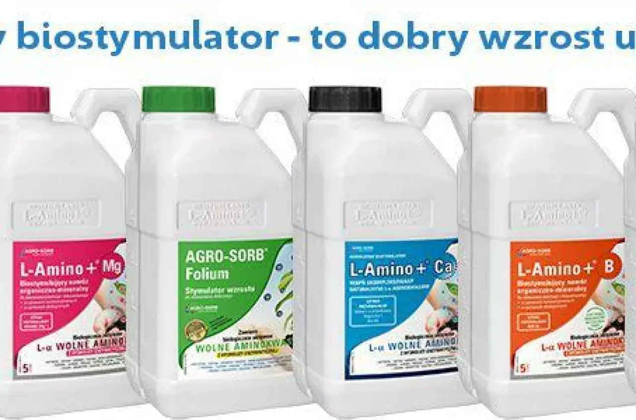 Cztery białe kanistry z biostymulatorami Agro Sorb Folium, L-Amino+Mg, L-Amino+Ca, L-Amino+B.