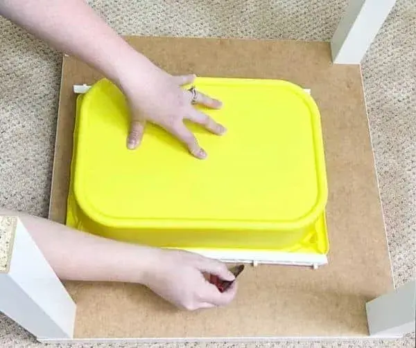 Jak stworzyć idealny stół LEGO DIY: proste metody i materiały