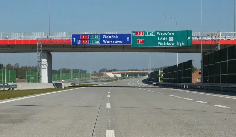 Która autostrada jest dłuższa: A1 czy A2? Porównanie długości i przebiegu