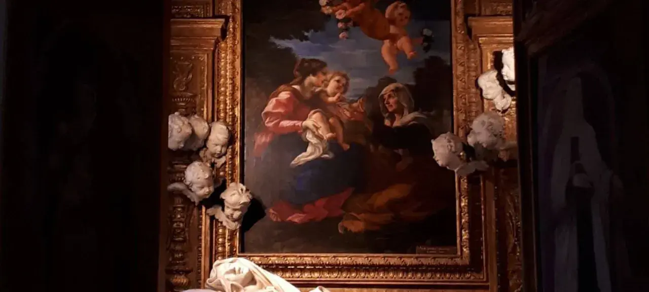 Dipinto con la Beata Albertoni, Maria e Gesù, circondati da putti e decorazioni barocche.