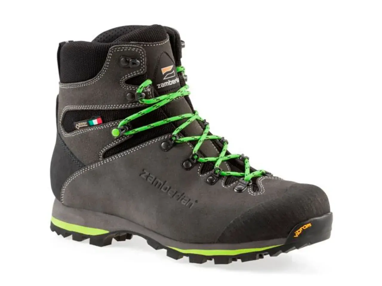 Grauer Wanderschuh von Zamberlan mit neongrünen Schnürsenkeln und Gore-Tex-Membran. Viele positive Zamberlan Schuhe Erfahrungen bestätigen die Qualität.