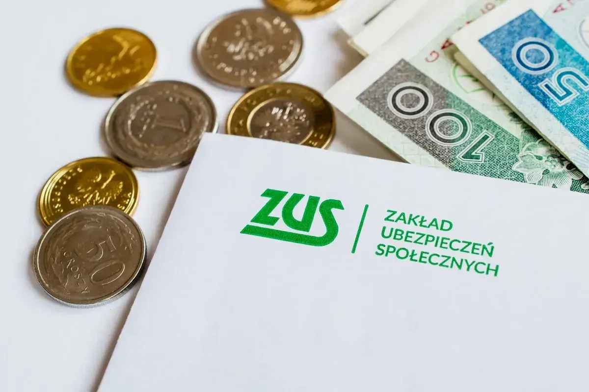 ZUS, monety i banknoty. Zastanawiasz się, ile można dorobić do renty?