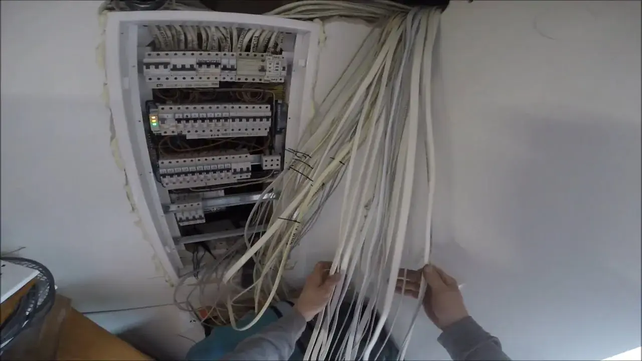 Jaki przewód do rolet? Unikaj błędów przy wyborze i instalacji