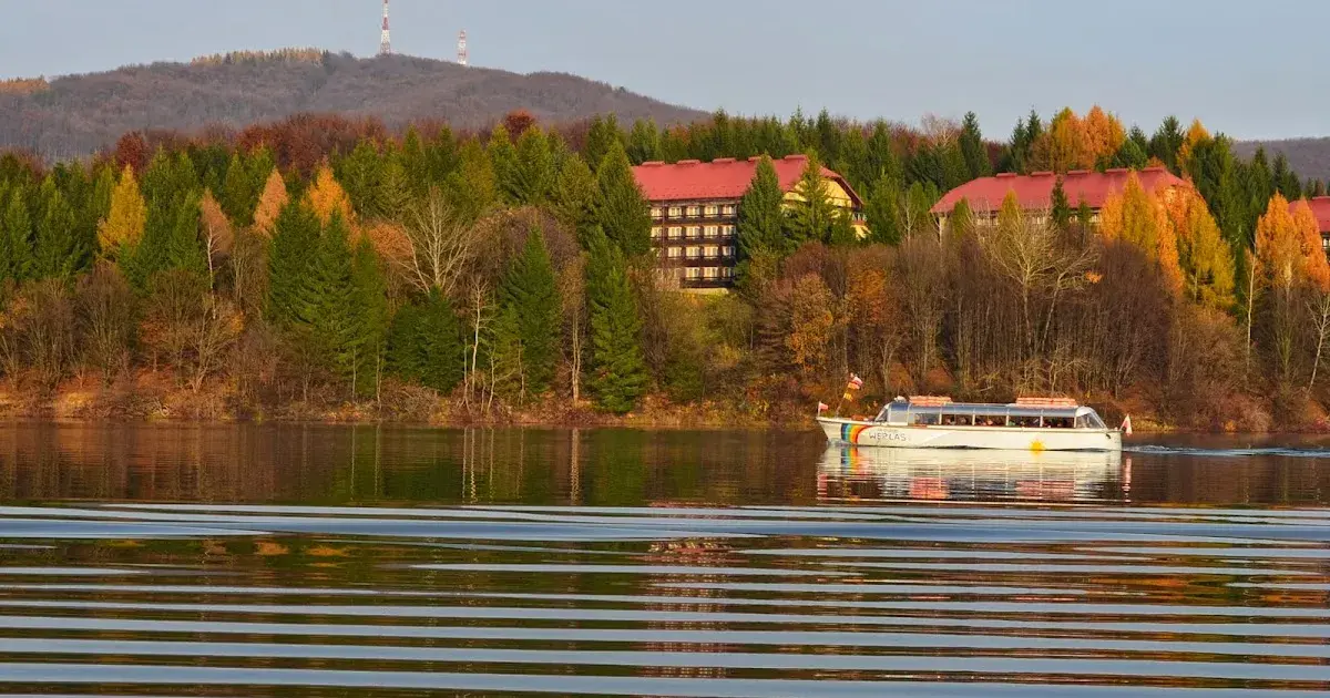 Zielone wzgórza nad Soliną - tajemnica wykonawcy, która Was zaskoczy!