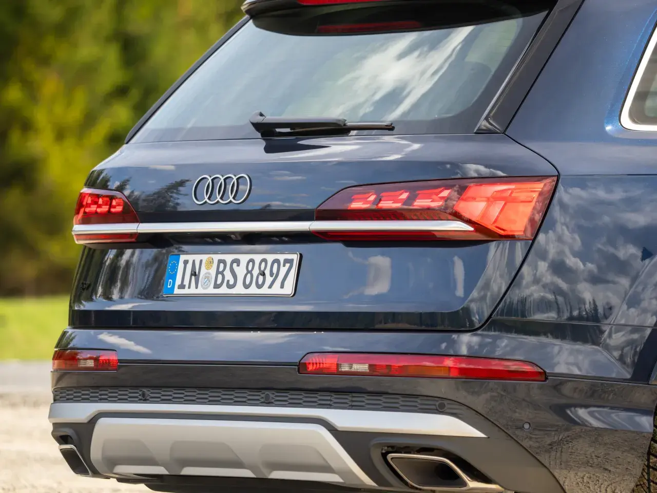 Audi Q7: Jaki silnik wybrać? Uniknij drogich pułapek!