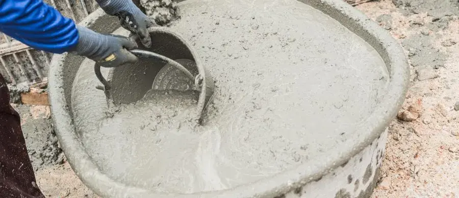 Ile betonu z betoniarki? Dokładne obliczenia i proporcje B20