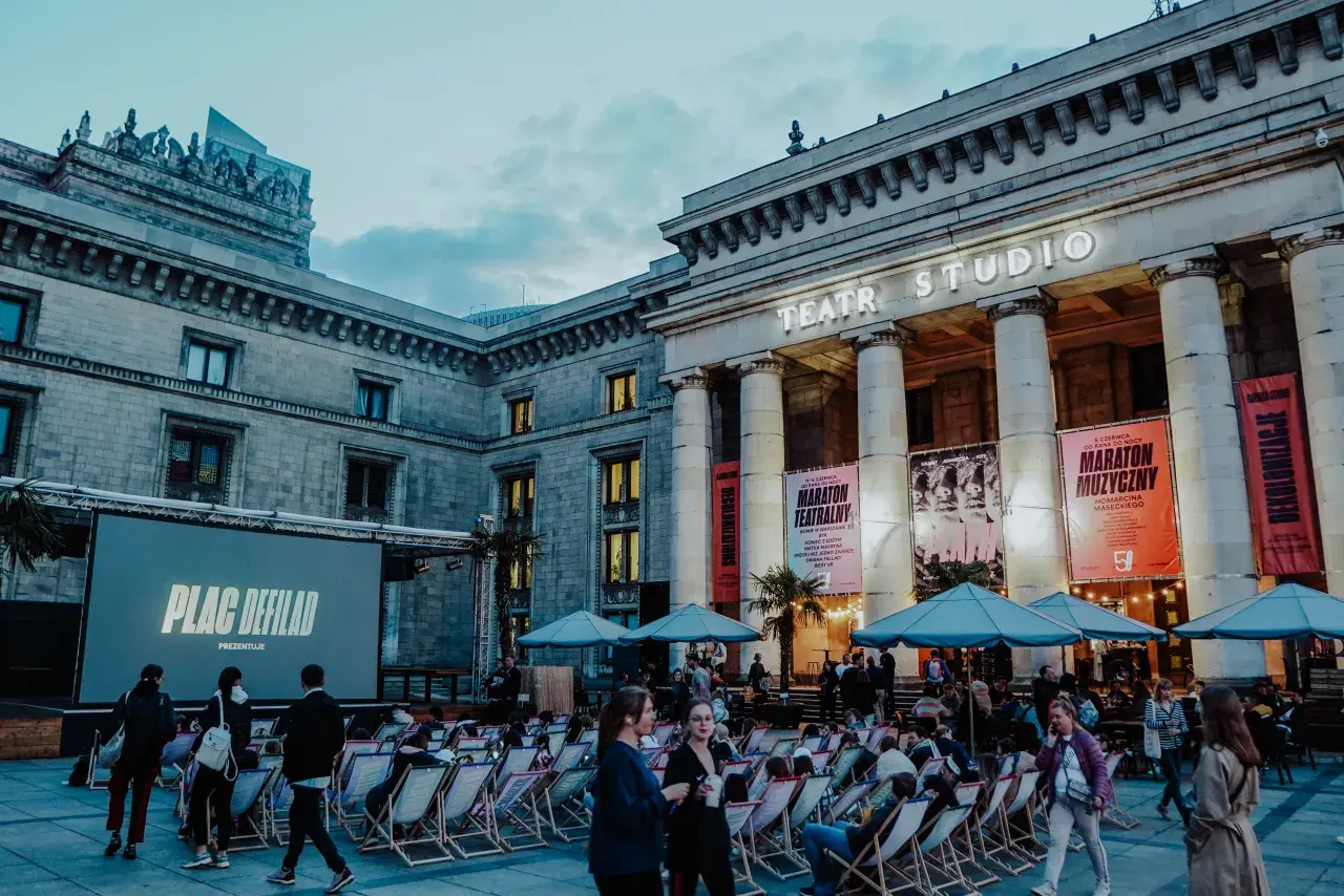 Teatr Pałac Kultury: Historia, repertuar i niezwykłe wydarzenia