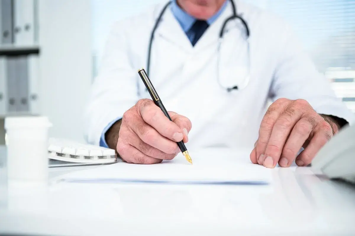 Cómo agrupar recetas de medicamentos de diagnóstico hospitalario eficazmente