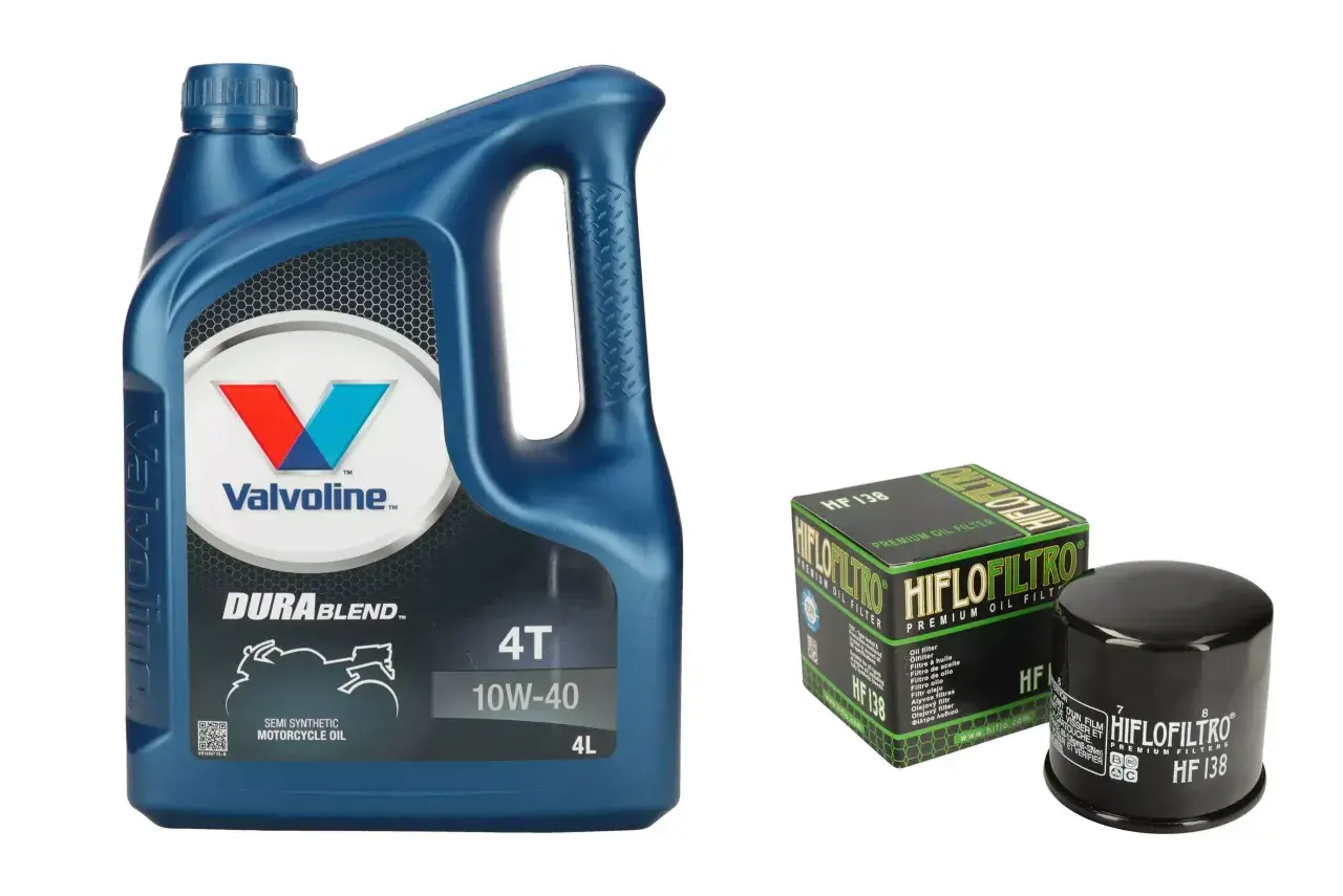 Niebieska butelka oleju silnikowego Valvoline DuraBlend 4T 10W-40 i filtr oleju Hiflofiltro HF 138.