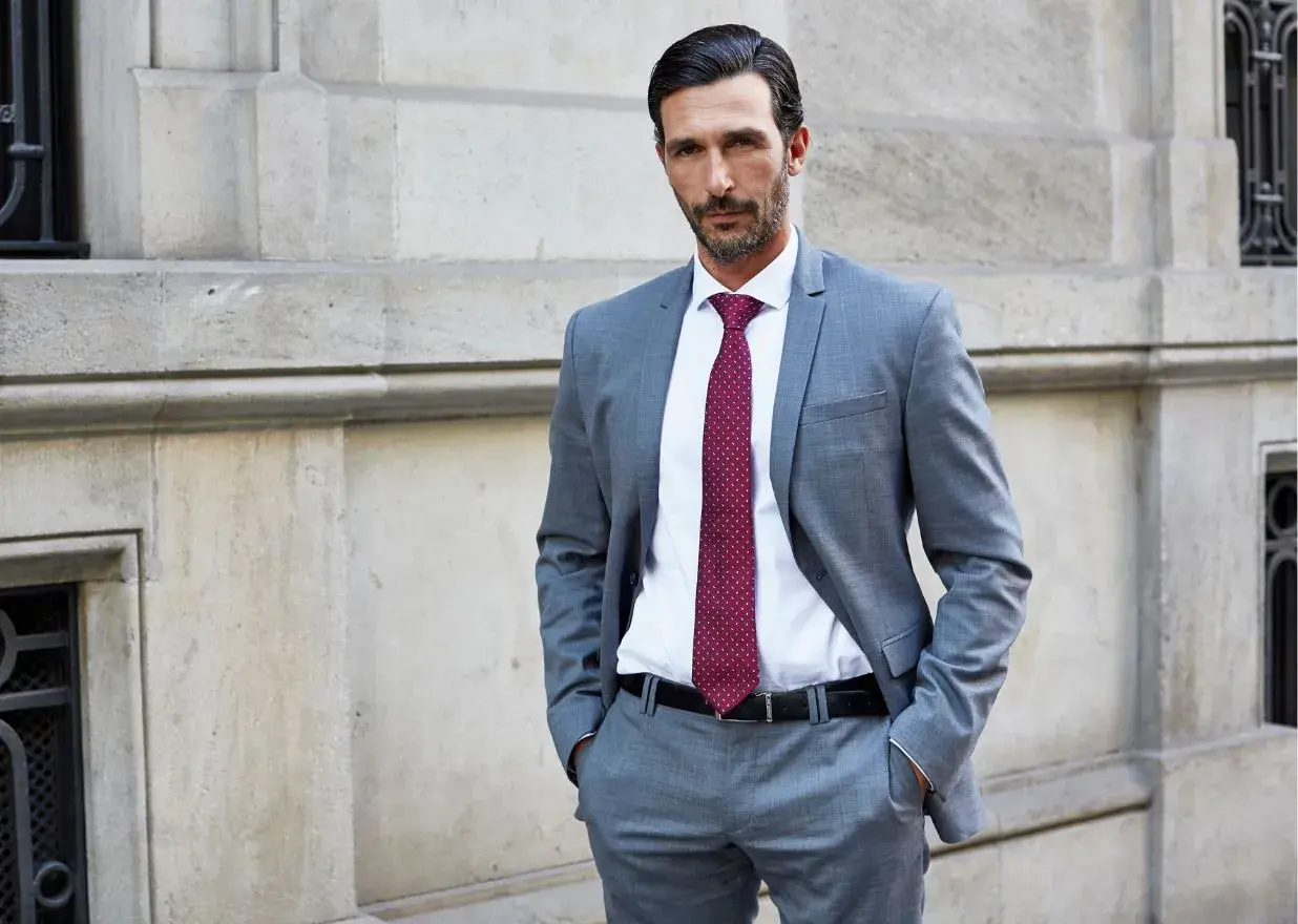 Jak się ubrać na komunię jako gość? Poradnik elegancji i taktu.