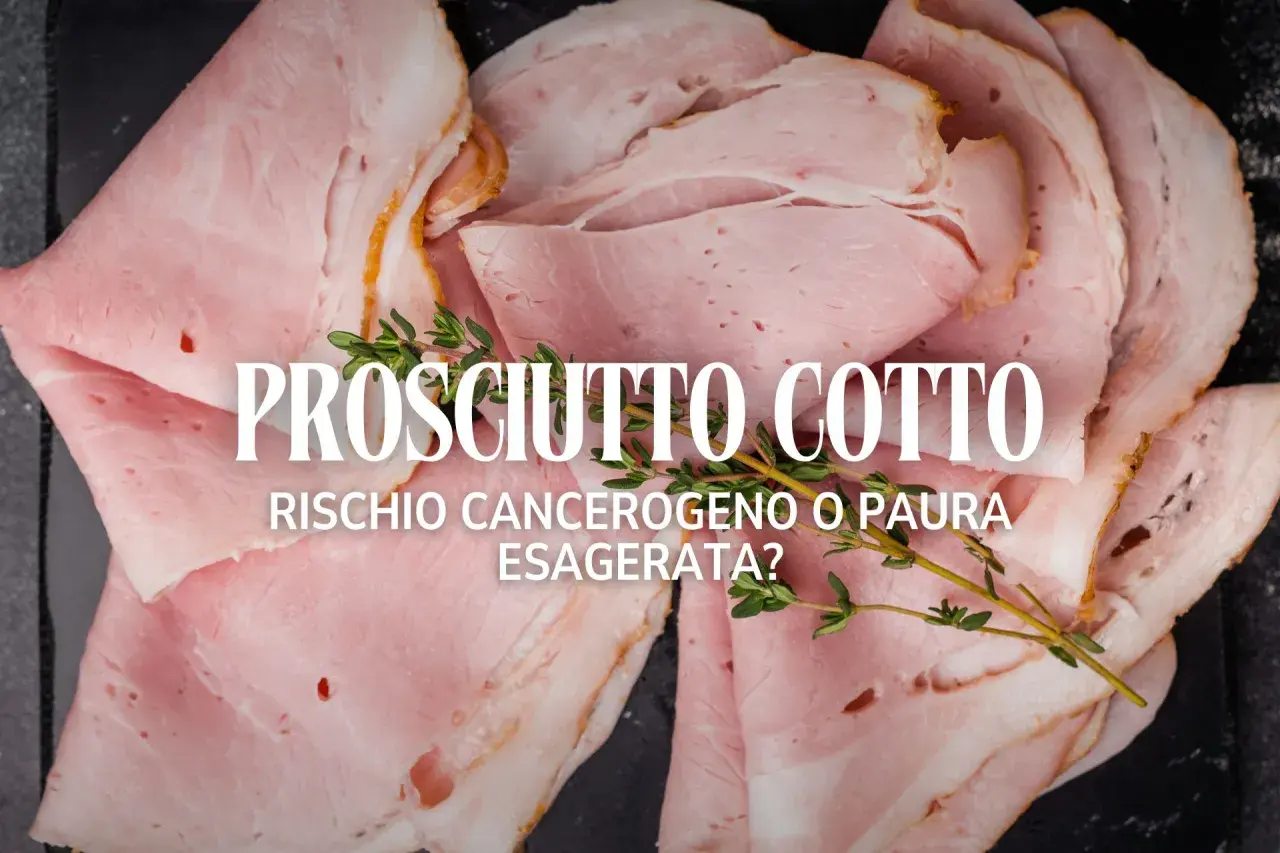 Fette di prosciutto cotto, con testo che interroga sul rischio cancerogeno.