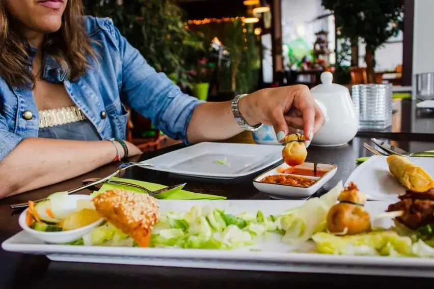 Gdzie dobrze zjeść w Zielonej Górze? Odkryj najlepsze restauracje