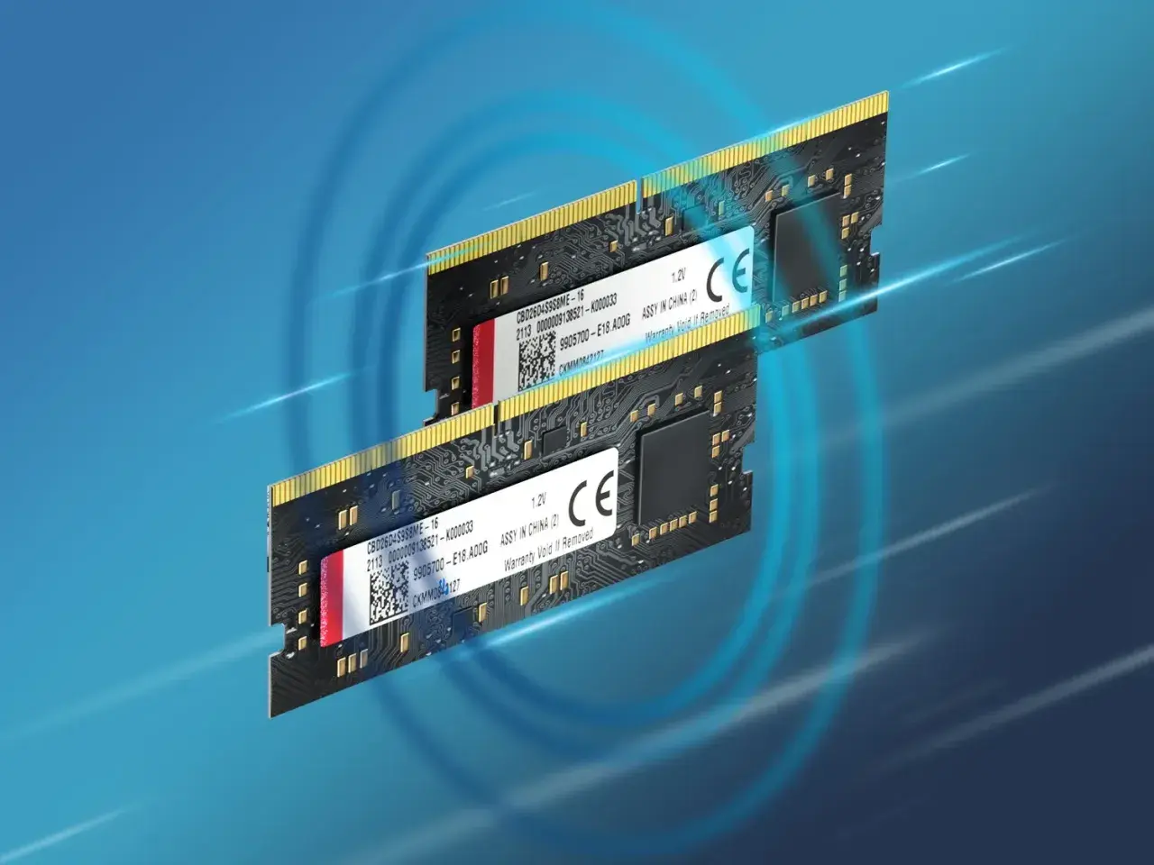 Dos módulos de memoria RAM en configuración dual channel, con etiquetas y chips visibles, sobre un fondo azul con círculos concéntricos.